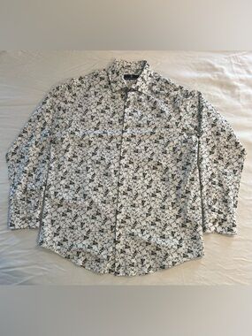 Hart Schaffner Marx White Shirt with Green Vine Print
